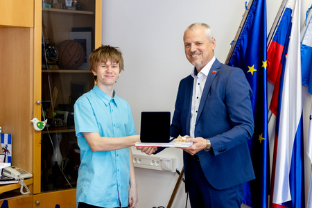 PODELITEV PRIZNANJ ZA ODLIČNOST V OSNOVNI ŠOLI 12.6.2025 - Valter Leban-9986